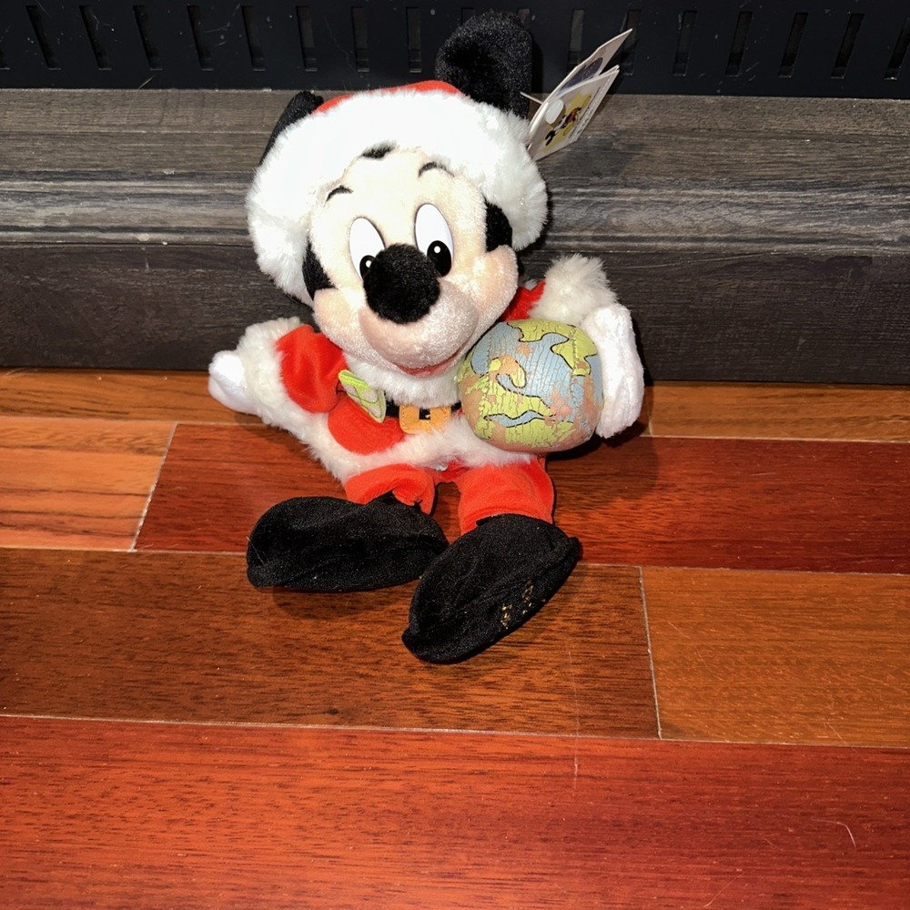 Disney Mickey Mouse‎ Santa World Traveler With Globe 10" Bean Bag Retired 199